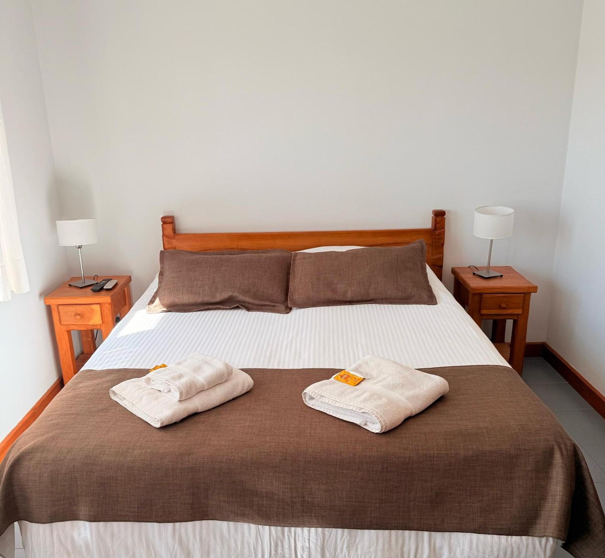 Hostería Bärenhaus San Martin de los Andes Ngoại thất bức ảnh